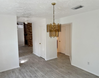 8342 Silvan Wind Lane - Photo Thumbnail 12