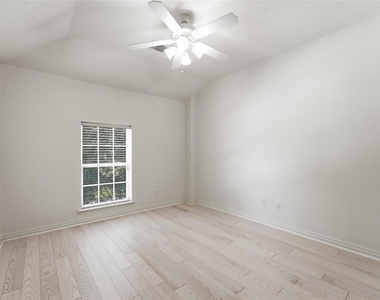 58 N Scribewood Circle - Photo Thumbnail 21