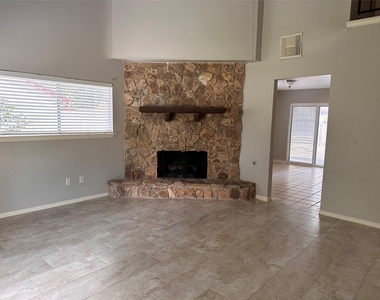 3323 Brookdale Drive Drive - Photo Thumbnail 1