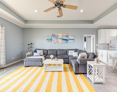 14110 Miramar Drive - Photo Thumbnail 15
