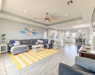 14110 Miramar Drive - Photo Thumbnail 14