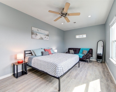 14110 Miramar Drive - Photo Thumbnail 35