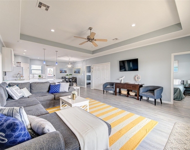 14110 Miramar Drive - Photo Thumbnail 12