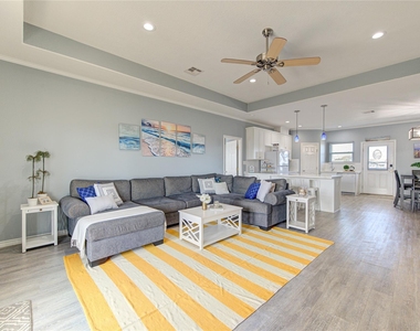 14110 Miramar Drive - Photo Thumbnail 16
