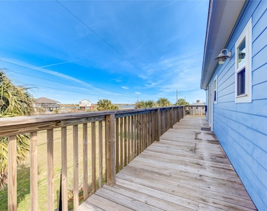 14110 Miramar Drive - Photo Thumbnail 7