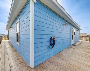 14110 Miramar Drive - Photo Thumbnail 8