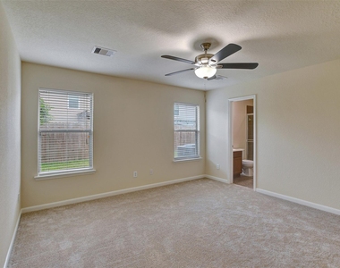 3131 Beacon Grove Street - Photo Thumbnail 18