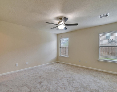3131 Beacon Grove Street - Photo Thumbnail 16