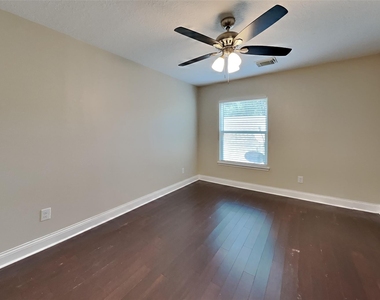 19402 Kacey Lane Court - Photo Thumbnail 13