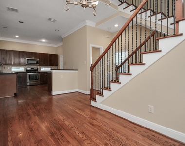 1137 W 24th Street - Photo Thumbnail 6