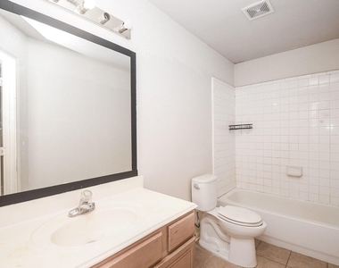 5214 Mountain Forest Drive - Photo Thumbnail 19