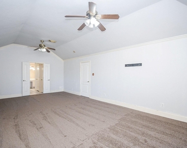 5214 Mountain Forest Drive - Photo Thumbnail 21