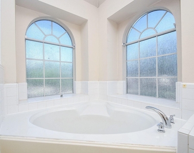 5214 Mountain Forest Drive - Photo Thumbnail 24