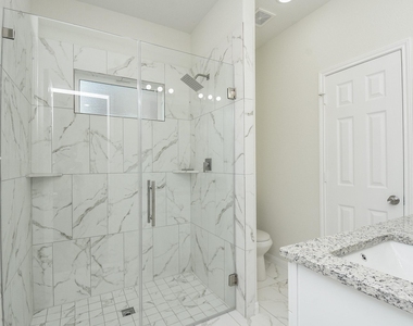 2819 Topiary Lane - Photo Thumbnail 16