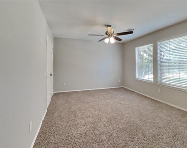 21210 Bridgemeadows Lane - Photo Thumbnail 14