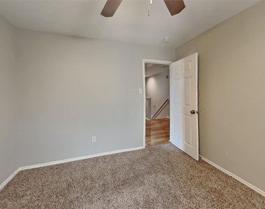 21210 Bridgemeadows Lane - Photo Thumbnail 12