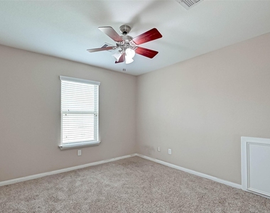 6402 Black Bamboo Lane - Photo Thumbnail 26