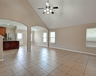 6402 Black Bamboo Lane - Photo Thumbnail 4