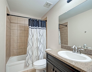 6402 Black Bamboo Lane - Photo Thumbnail 27