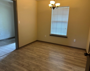 209 Cherry Street - Photo Thumbnail 4