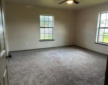 209 Cherry Street - Photo Thumbnail 5