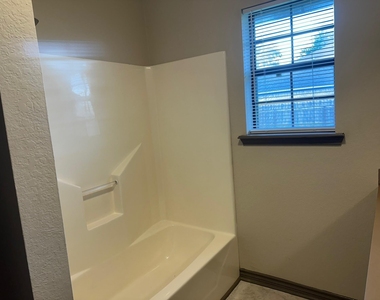 209 Cherry Street - Photo Thumbnail 9