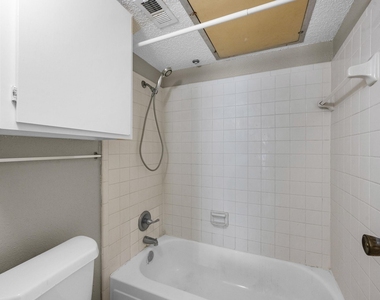 2120 El Paseo Street - Photo Thumbnail 11