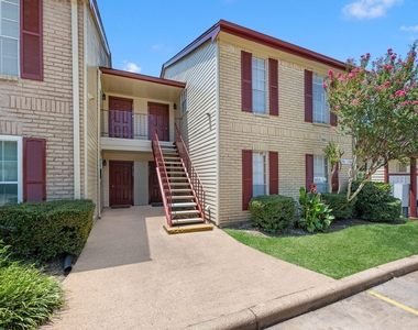 2120 El Paseo Street - Photo Thumbnail 13
