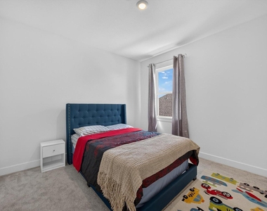 7410 Wildrye Meadow Lane - Photo Thumbnail 13