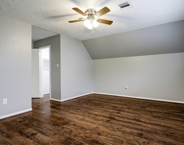 12346 Huntington Venture Drive - Photo Thumbnail 20