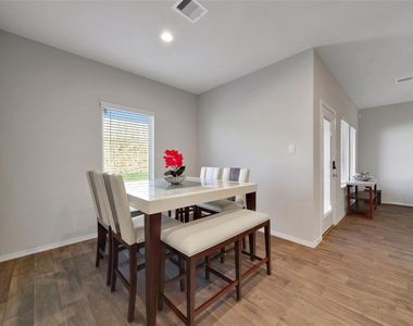 13854 Rock Island Trail - Photo Thumbnail 14