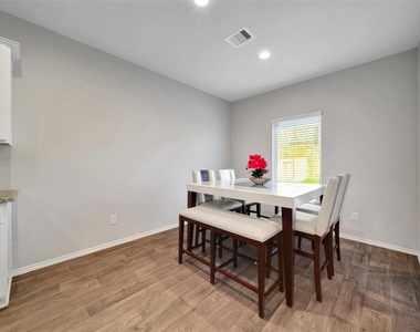 13854 Rock Island Trail - Photo Thumbnail 15
