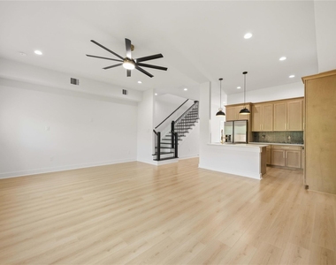 8210 Lawler Street - Photo Thumbnail 8