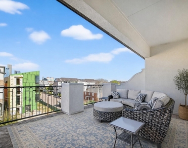 705 Delano Street - Photo Thumbnail 40