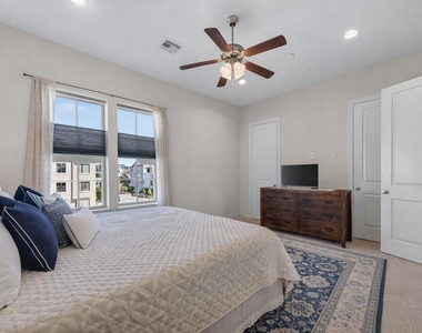 705 Delano Street - Photo Thumbnail 27