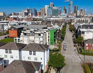 705 Delano Street - Photo Thumbnail 42