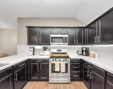 15435 Sicomoro Viejo Street - Photo Thumbnail 10