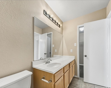11411 Seven Sisters Drive - Photo Thumbnail 11