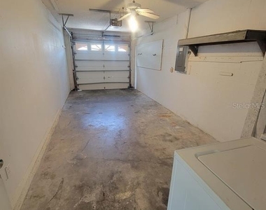 8224 Autumn Oak Avenue - Photo Thumbnail 15