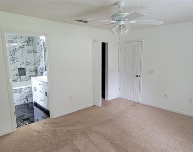 226 Agua Vista Street - Photo Thumbnail 10