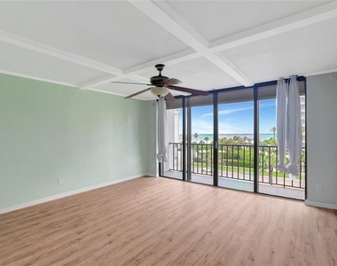 1581 Gulf Boulevard - Photo Thumbnail 13