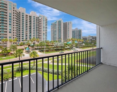 1581 Gulf Boulevard - Photo Thumbnail 32