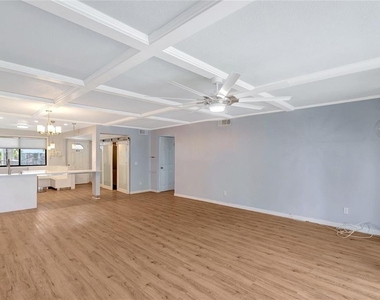 1581 Gulf Boulevard - Photo Thumbnail 11