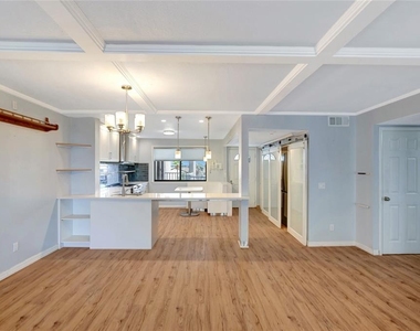 1581 Gulf Boulevard - Photo Thumbnail 12