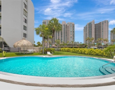 1581 Gulf Boulevard - Photo Thumbnail 35