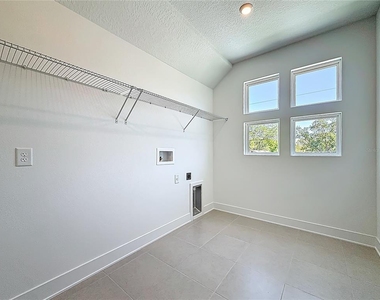 4732 W Wallcraft Avenue - Photo Thumbnail 73