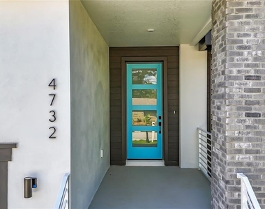 4732 W Wallcraft Avenue - Photo Thumbnail 8