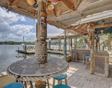 9914 Alavista Drive - Photo Thumbnail 27
