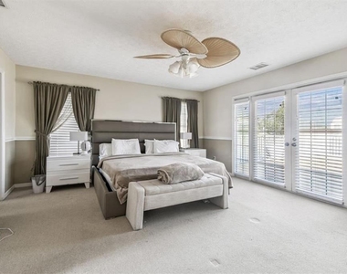 9914 Alavista Drive - Photo Thumbnail 13