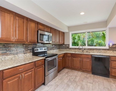 4301 Saltwater Boulevard - Photo Thumbnail 21